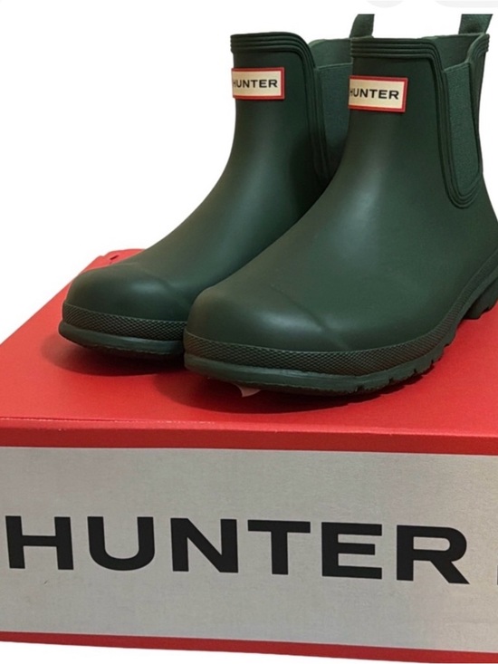 Hunter Shoes - Hunter Short Chelsea Rain Boots in Dark Green with Red Logo Accent size 10 new